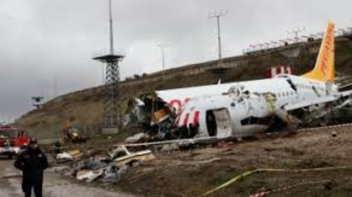 الطائرة الهندية المنكوبة