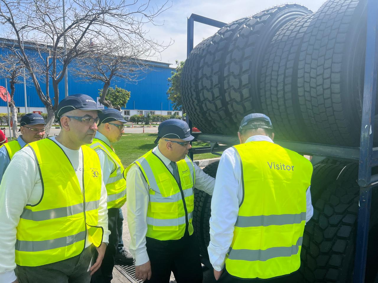 جولة رئيس السهام البترولية