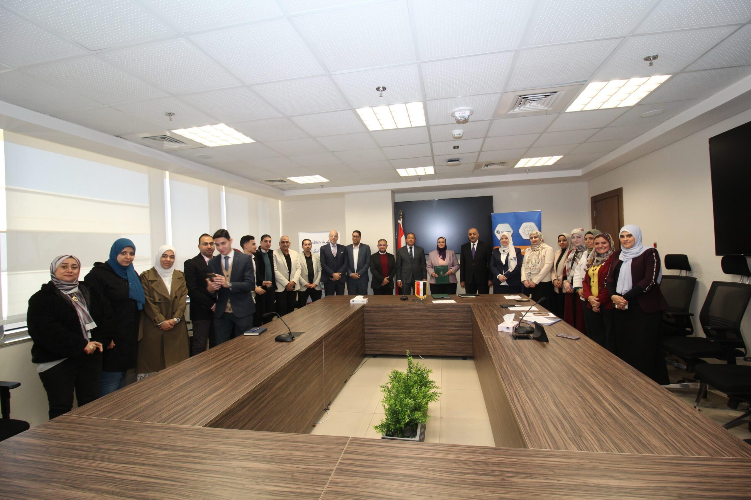 نقل الكهرباء