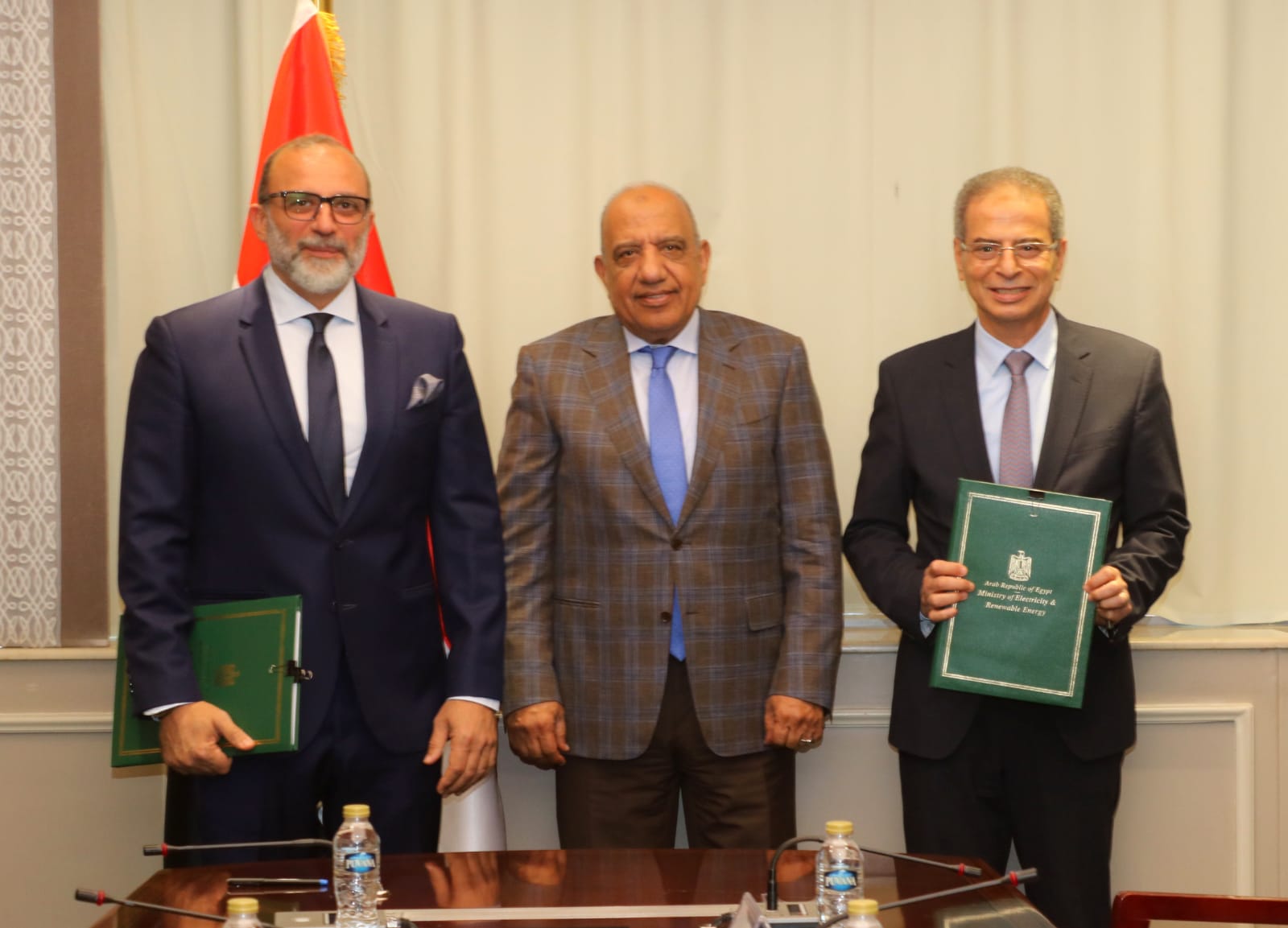 وزير الكهرباء